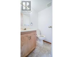 47 HIGHVIEW AVENUE W - 33