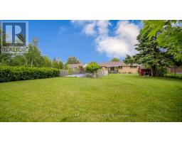 47 HIGHVIEW AVENUE W - 34