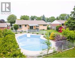 47 HIGHVIEW AVENUE W - 47