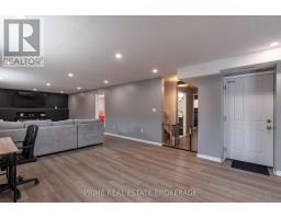 631 MAIN STREET - 25