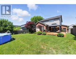 1812 BAYSWATER CRESCENT - 17