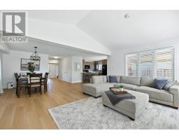 1812 BAYSWATER CRESCENT - 8