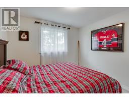 11 - 340 AMBLESIDE DRIVE - 30