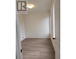 44 - 1781 HENRICA AVENUE - 12