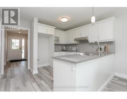 136 MANOR ROAD - 12