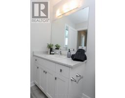 136 MANOR ROAD - 24