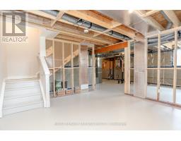 136 MANOR ROAD - 39