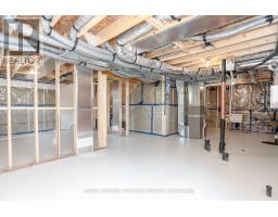 136 MANOR ROAD - 40