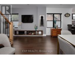 4 - 130 WINDSOR CRESCENT - 7
