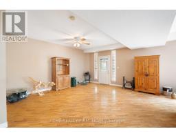 370 JONATHAN STREET - 33