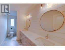 15 KEMP CRESCENT - 20