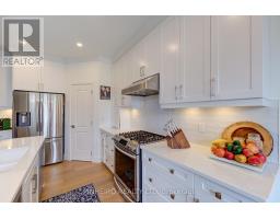 15 KEMP CRESCENT - 8