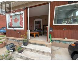 84 PORT STREET - 4