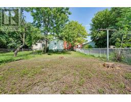 185 TAYLOR STREET - 24