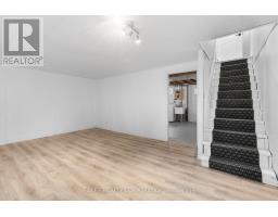 138 SIMCOE STREET - 41