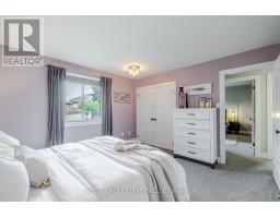 74 JUTTA CRESCENT - 15