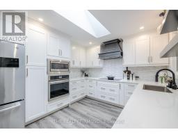 74 JUTTA CRESCENT - 8