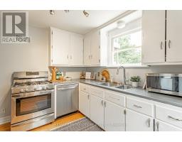 496 BAKER STREET - 12