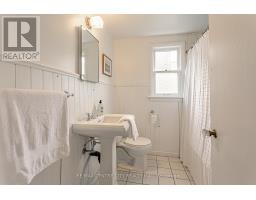 496 BAKER STREET - 16