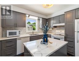 311 JOHN STREET S - 11