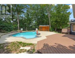 126 PARKVIEW DRIVE - 32