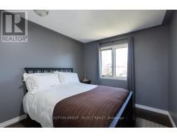 135 ACORN PLACE - 20