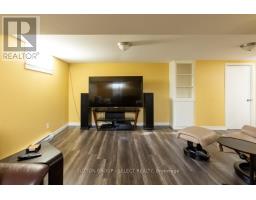 135 ACORN PLACE - 29
