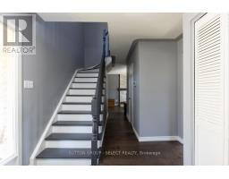135 ACORN PLACE - 4