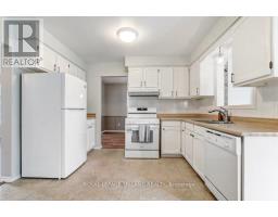 23 DYER STREET - 9