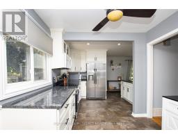 26 SURREY COURT - 11