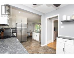 26 SURREY COURT - 13