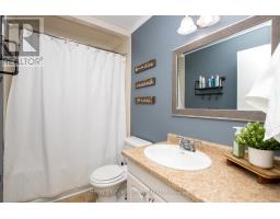 26 SURREY COURT - 15