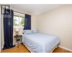 26 SURREY COURT - 18