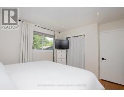 26 SURREY COURT - 21