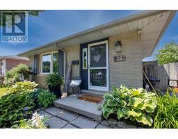 26 SURREY COURT - 3