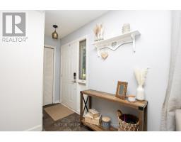 26 SURREY COURT - 4