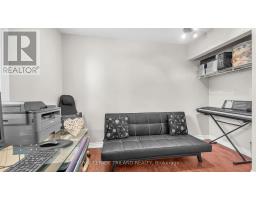 151 BRIXHAM CRESCENT - 30