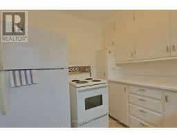 48 HILL STREET - 19
