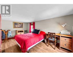 1909 164 KIRKTON ROAD - 19