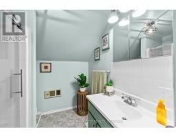 1909 164 KIRKTON ROAD - 21