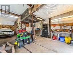 1909 164 KIRKTON ROAD - 27