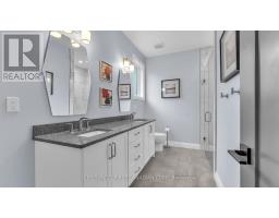 697 BARKER STREET - 15