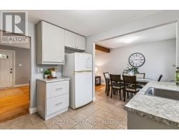 49 FROBISHER CRESCENT - 13