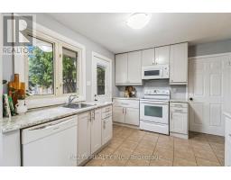49 FROBISHER CRESCENT - 14