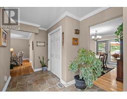 15 BAYLEY STREET - 13