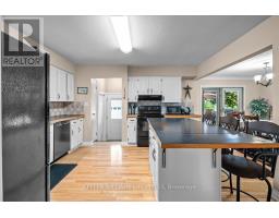 15 BAYLEY STREET - 17