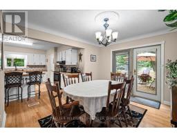 15 BAYLEY STREET - 21