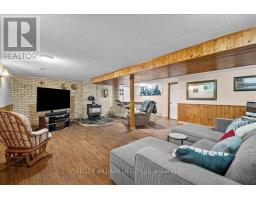 15 BAYLEY STREET - 27