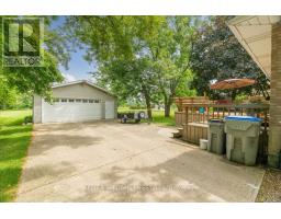 15 BAYLEY STREET - 34