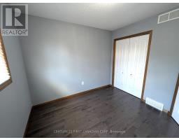 55 QUEENSWAY DRIVE - 10